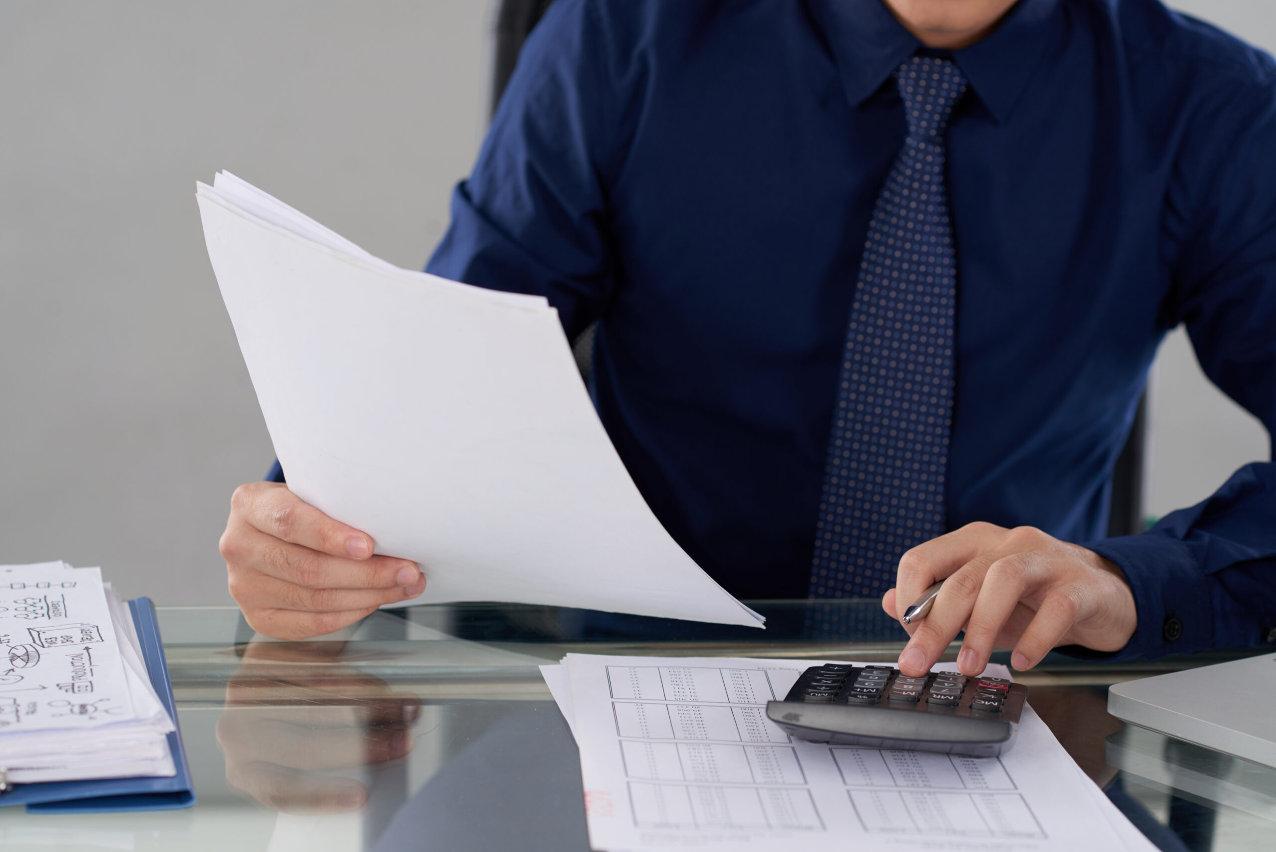 Ilustrasi dashboard Coretax DJP yang menampilkan analisis transaksi wajib pajak dalam sistem administrasi perpajakan digital.