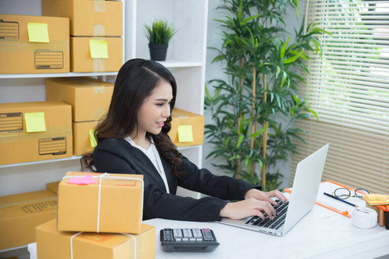 Ilustrasi seller Blibli mengajukan Surat Pernyataan Omzet melalui dashboard marketplace sebagai bagian dari administrasi perpajakan sesuai ketentuan terbaru.